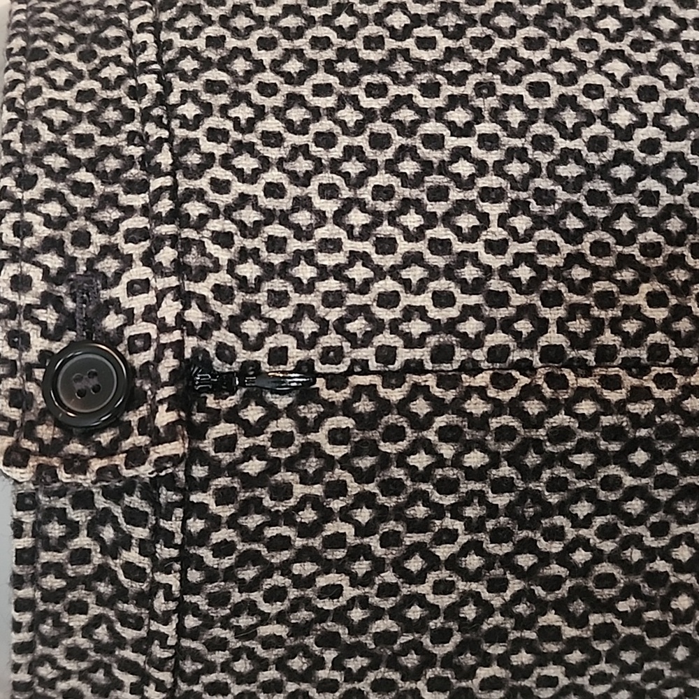 Yves St. Laurent Black and White Patterned Wool Pencil Skirt - Picture 6 of 15